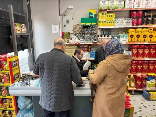 Trabzon&rsquo;da &rsquo;Boykot Market&rsquo; a&ccedil;an diş hekimi farklı bir girişime imza attı
