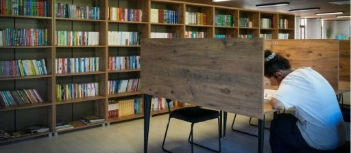 Trabzon&rsquo;da k&uuml;t&uuml;phaneler on binlerce kişiyi ağırlıyor

