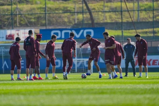 Trabzonspor, 60 puanın 23&rsquo;&uuml;n&uuml; İstanbul takımlarından aldı
