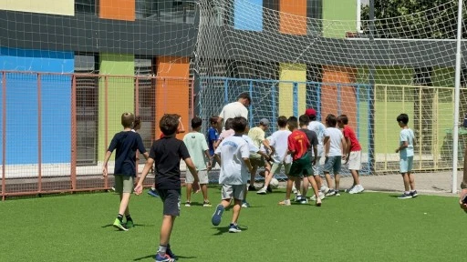Trabzonspor U19 Marmaris'te Miniklerle Buluştu