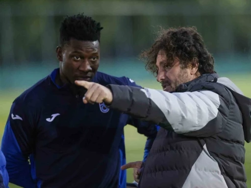 Trabzonspor&rsquo;un yeni transferi Chibuike Nwaiwu ilk antrenmanına &ccedil;ıktı
