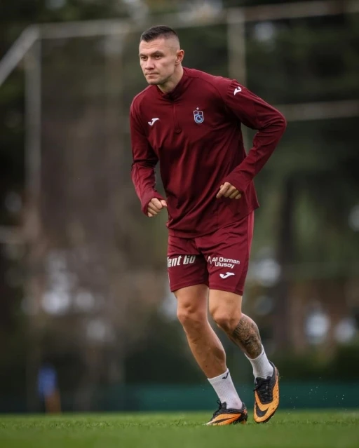 Trabzonspor, Zubkov&rsquo;un AEK&rsquo;ya transfer olduğunu a&ccedil;ıkladı
