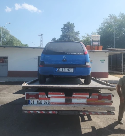 Trafiği tehlikeye d&uuml;ş&uuml;ren s&uuml;r&uuml;c&uuml;ye 103 bin 965 TL ceza

