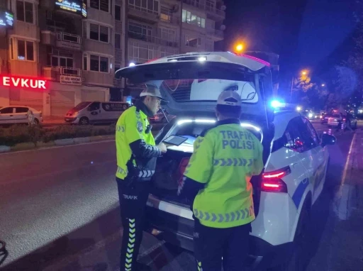 Trafik ekiplerinden ‘reflektör’ denetimi
