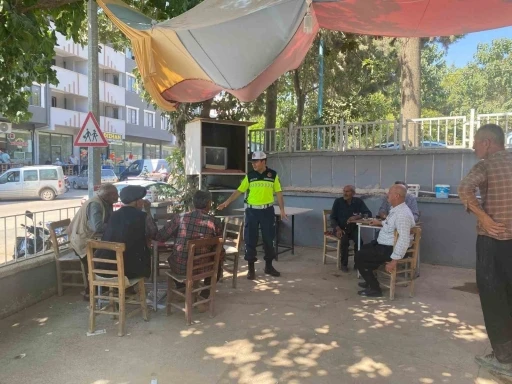 Trafik jandarmasından güvenli tarım eğitimi
