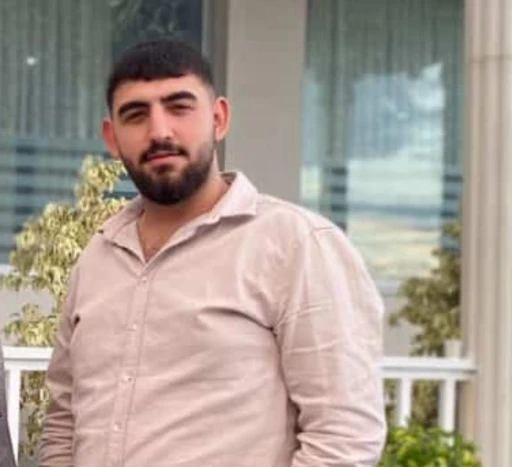 Trafik kazasında ölen genç, davul zurna eşliğinde toprağa verildi

