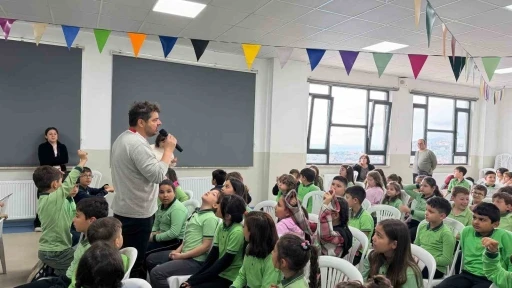 Trafik ve ilkyardım haftası &ccedil;eşitli etkinliklerle kutlandı
