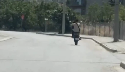 Trafikte akrobatik hareketler yapan motosikletliye 4 bin 153 lira ceza kesildi

