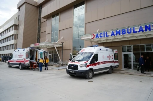Traktörün altında kalan sürücü öldü

