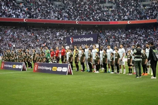 Trednyol Süper Lig: Beşiktaş: 0 - Adana Demirspor: 0 (Maç devam ediyor)
