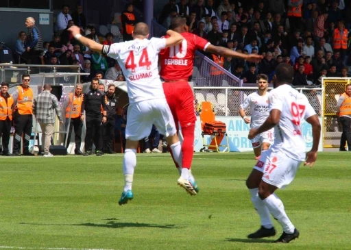 Trendyol 1. Lig: Ankara Keçiörengücü: 0 - Ümraniyespor: 1
