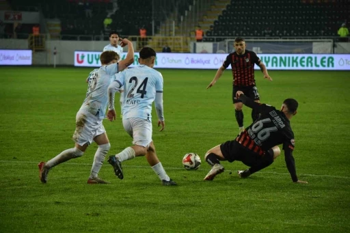 Trendyol 1. Lig: &Ccedil;orum FK: 4 - Adana Demirspor: 1
