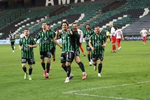 Trendyol 1. Lig: Kocaelispor: 7 - Yeni Malatyaspor: 1
