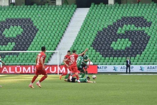 Trendyol 1. Lig: Sakaryaspor: 0 - &Ccedil;orum FK: 4
