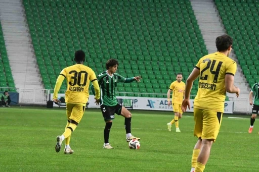 Trendyol 1. Lig: Sakaryaspor: 2 - İstanbulspor: 2
