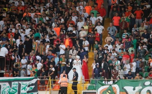 Trendyol Süper Lig: Alanyaspor: 1 - Beşiktaş:0 (İlk yarı)
