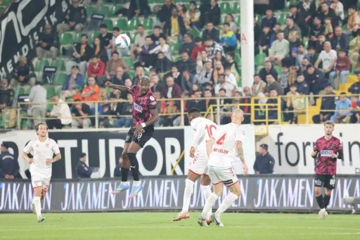 Trendyol Süper Lig: Alanyaspor: 1 - Samsunspor: 0 (Maç Sonucu)
