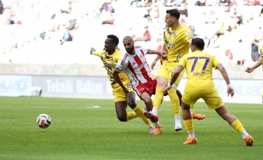 Trendyol S&uuml;per Lig: Antalyaspor: 0 - Ey&uuml;pspor: 0 (İlk yarı)
