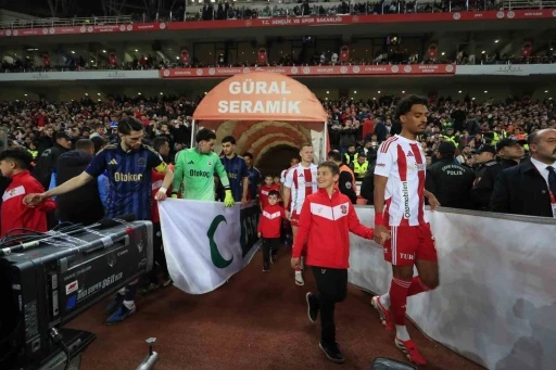 Trendyol S&uuml;per Lig: Antalyaspor: 0 - Fenerbah&ccedil;e: 0 (Ma&ccedil; devam ediyor)
