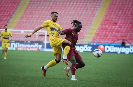 Trendyol Süper Lig: Atakaş Hatayspor: 0 - Eyüpspor: 1 (İlk yarı)
