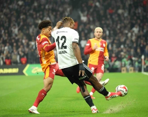 Trendyol S&uuml;per Lig: Beşiktaş: 0 - Galatasaray: 0 (Ma&ccedil; devam ediyor)
