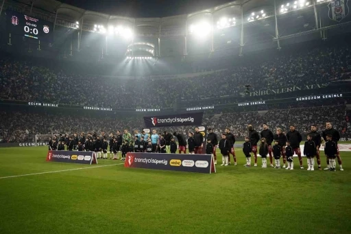 Trendyol Süper Lig: Beşiktaş: 0 - Galatasaray: 0 (Maç devam ediyor)
