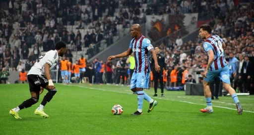 Trendyol S&uuml;per Lig: Beşiktaş: 1 - Trabzonspor: 2 (Ma&ccedil; sonucu)
