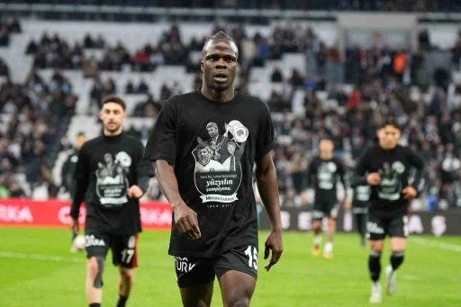 Trendyol S&uuml;per Lig: Beşiktaş: 2 - Antalyaspor: 0 (Ma&ccedil; devam ediyor)
