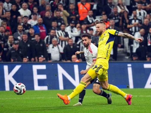 Trendyol Süper Lig: Beşiktaş: 2 - Fenerbahçe: 3 (Maç sonucu)
