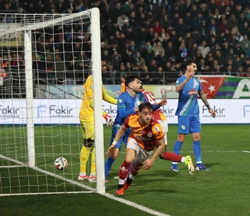 Trendyol S&uuml;per Lig: &Ccedil;aykur Rizespor: 0 - Galatasaray: 3 (Ma&ccedil; sonucu)
