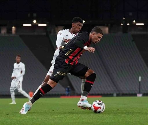 Trendyol Süper Lig: Fatih Karagümrük: 3 - Trabzonspor: 4 (Maç sonucu)
