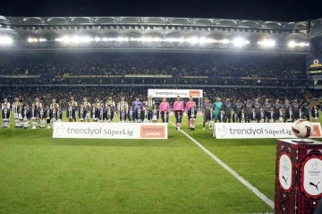 Trendyol Süper Lig: Fenerbahçe: 0 - Karagümrük: 0 (Maç devam ediyor)
