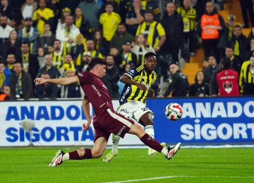 Trendyol S&uuml;per Lig: Fenerbah&ccedil;e: 1 - G&ouml;ztepe: 1 (İlk yarı)
