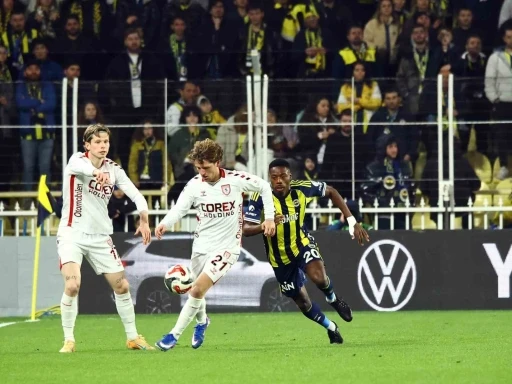 Trendyol S&uuml;per Lig: Fenerbah&ccedil;e: 1 - Samsunspor: 1 (Ma&ccedil; devam ediyor)
