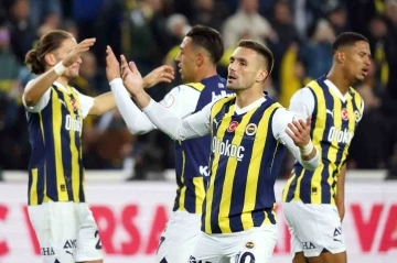 Trendyol Süper Lig: Fenerbahçe: 2 - Fatih Karagümrük: 1 (Maç sonucu)

