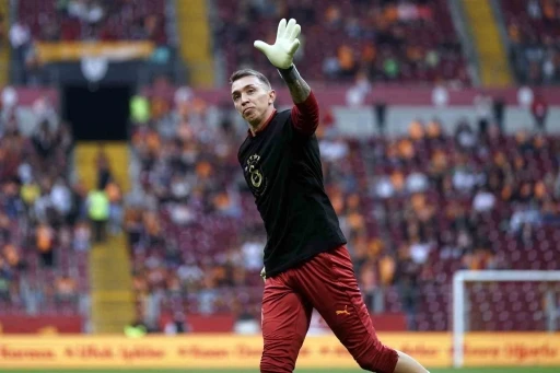Trendyol Süper Lig: Galatasaray: 0 - Başakşehir: 0 (Maç devam ediyor)
