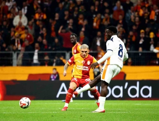 Trendyol S&uuml;per Lig: Galatasaray: 0 - RAMS Başakşehir: 0 (Ma&ccedil; devam ediyor)
