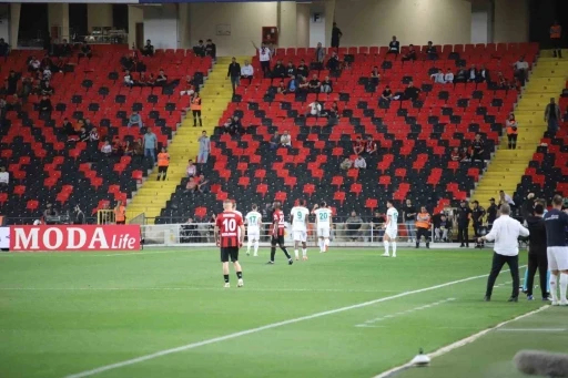 Trendyol Süper Lig: Gaziantep FK: 0 - Alanyaspor: 1 (Maç sonucu)
