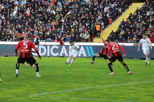Trendyol S&uuml;per Lig: Gaziantep FK: 1 - Trabzonspor: 2 (Ma&ccedil; sonucu)
