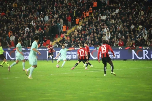 Trendyol S&uuml;per Lig: Gaziantep FK: 3 - Kayserispor: 0 (Ma&ccedil; sonucu)
