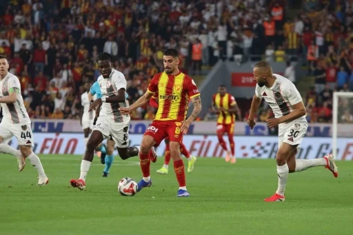Trendyol S&uuml;per Lig: G&ouml;ztepe: 1 - Gaziantep FK: 0 (İlk yarı)
