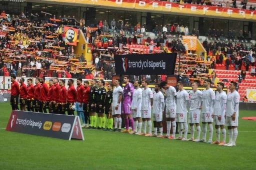 Trendyol S&uuml;per Lig: Kayserispor: 0 - Antalyaspor: 0 (Ma&ccedil; devam ediyor)
