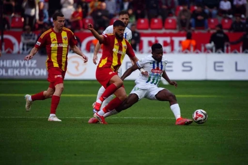 Trendyol S&uuml;per Lig: Kayserispor: 0 - &Ccedil;aykur Rizespor: 0 (İlk yarı)
