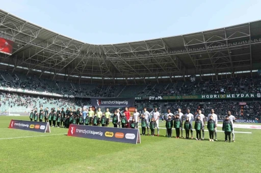 Trendyol S&uuml;per Lig: Kocaelispor: 0 - Konyaspor: 0 (Ma&ccedil; devam ediyor)
