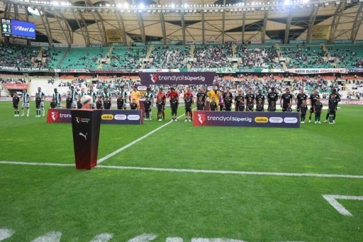 Trendyol Süper Lig: Konyaspor: 0 - Çaykur Rizespor 0 (İlk yarı)
