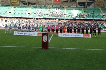 Trendyol Süper Lig: Konyaspor: 0 - Fatih Karagümrük: 0 (İlk yarı)

