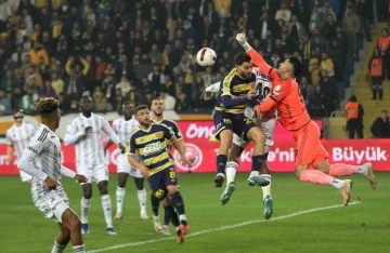 Trendyol Süper Lig: MKE Ankaragücü: 1 - Beşiktaş: 0 (Maç devam ediyor)

