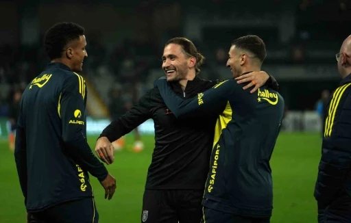 Trendyol Süper Lig: RAMS Başakşehir: 0 - Fenerbahçe: 0 (Maç devam ediyor)
