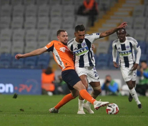 Trendyol S&uuml;per Lig: RAMS Başakşehir: 2 - Kasımpaşa: 0 (İlk yarı)

