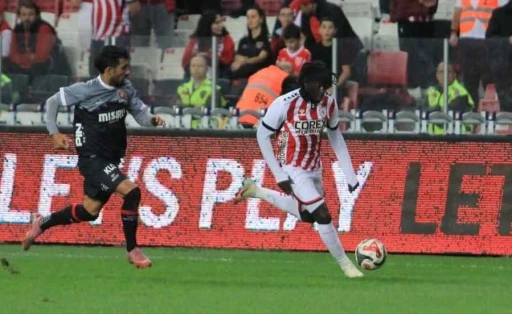 Trendyol Süper Lig: Samsunspor: 0 - Fatih Karagümrük: 0 (Maç devam ediyor)
